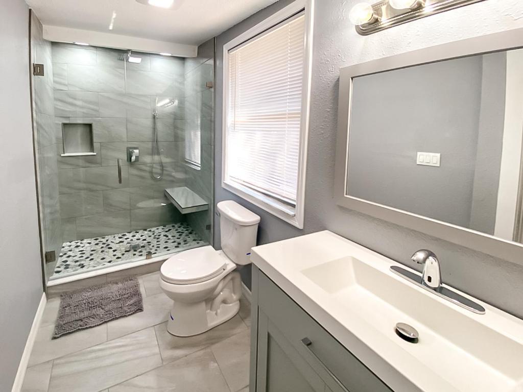 Sarasota Modern, Spacious, Comfy, Queen Beds, Backyard Rental Exterior photo
